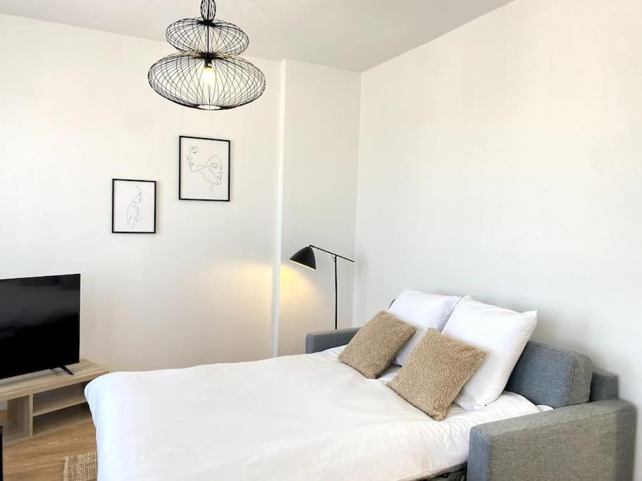 Appartement Le Dandy-Proche Centre-Neuf à Châteauroux Extérieur photo