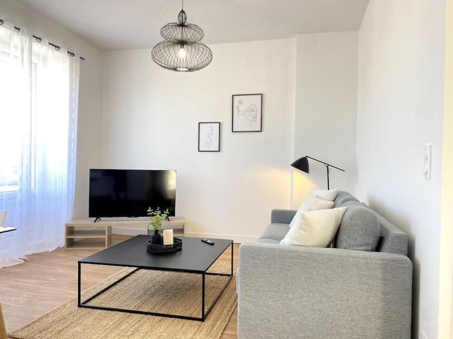Appartement Le Dandy-Proche Centre-Neuf à Châteauroux Extérieur photo